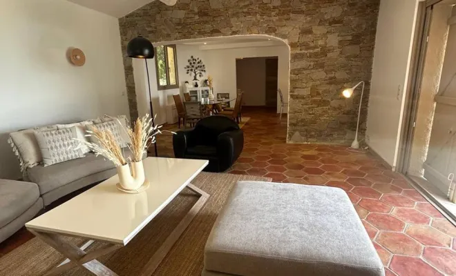 je rentre une nouvelle villa à la location la villa P, Golfe de Saint-Tropez, VPA Immobilier