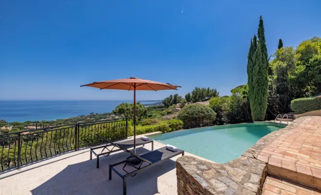 Nouvelle location saisonnière, LA VILLA P, SAINTE-MAXIME, Golfe de Saint-Tropez, VPA Immobilier