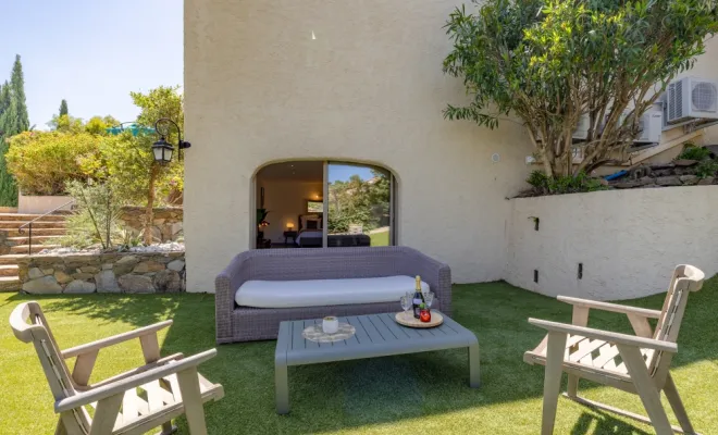 Location saisonnière, Villa P proche de Sainte-Maxime, Golfe de Saint-Tropez, VPA Immobilier