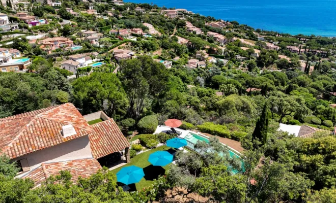 Location saisonnière, Villa P proche de Sainte-Maxime, Golfe de Saint-Tropez, VPA Immobilier
